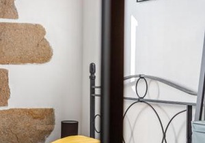 Le Cours Saint Pierre - Entre Château et Cathédrale