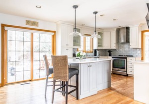 Leisure Lake Living Home