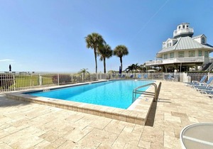 Lighthouse Pointe 502