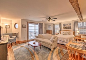 Lincolnville Studio with Ocean-View Balcony!