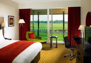 Lingfield Park Marriott Hotel & Country Club