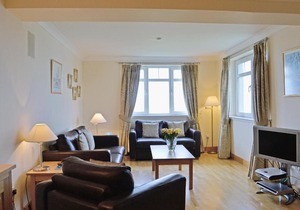 Links Apartment 8