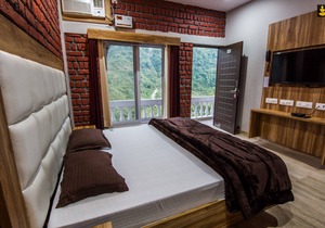 LivingStone Riverside Hills Resort Classic Room