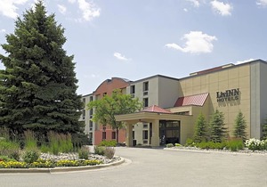 Livinn Hotel Minneapolis South / Burnsville