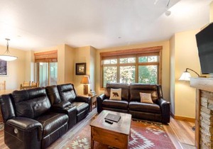 Lodestar Cabins