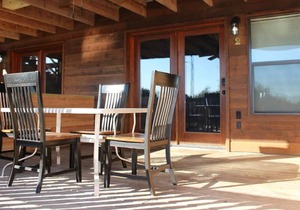 Lodge Suite Downstairs W/ Deck - 104