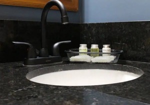 Lodge Suite Upstairs W/ Balcony - 203