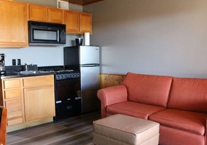 Lodge Suite Upstairs W/ Balcony - 207