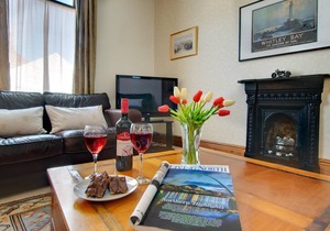 Longsands Lodge