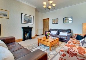 Longsands Lodge
