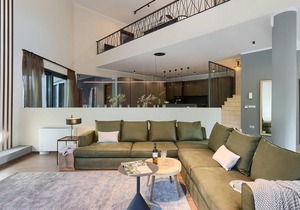 Look forward to a wonderful vacation in this appealing vacation home in a fantastic location with po