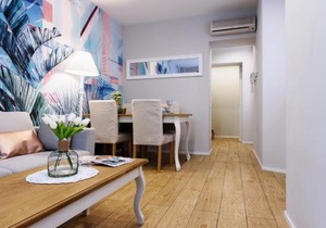 Lora Luxury House