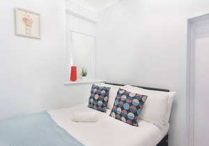 lovely entire flat - eurostar - kings cross 2