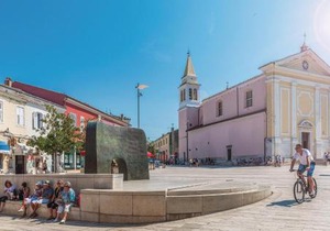 Lovely Home In Porec With Wifi