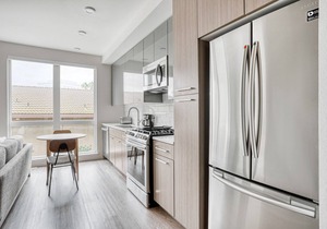 Lovely Mountain View Studio w/Gym & W/D, near 280 & 101, by Blueground