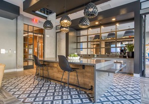 Lovely Mountain View Studio w/Gym & W/D, near 280 & 101, by Blueground