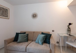 Lovely Riviera 3F - One Bedroom Apartment, Sleeps 4