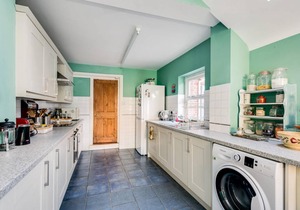 Lovely Terraced 2-Bed House (near Hinksey Park)