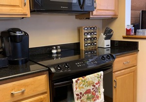 Lovely townhouse with 3 bedrooms 3 bathrooms