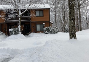 Lovely townhouse with 3 bedrooms 3 bathrooms