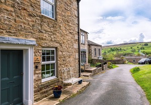 Low Cottage, a dog friendly holiday home for up to four people in the pretty village of Reeth.