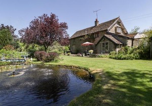 Lower Court Byre