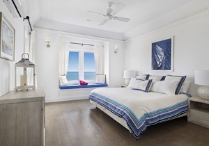 Lux Compound w/2-Ocean View, Pvt Beach, Pool, Golf Carts, Kayaks, Water Tramp