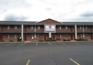 Luxbury Inn & Suites