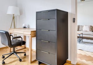 Luxe Wipkingen 3.5 Room w/ Storage & W/D, 2 mins to Market, by Blueground