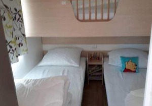 Luxueuze stacaravan in Bredene met eigen terras en tuintje (425)