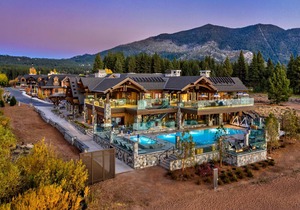 Luxurious 1183 sqft. 2 bed, 2 bath home seconds from the beach