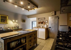 Luxurious Holiday Home with Sauna in Alveringem