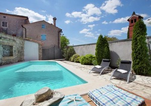 Luxurious Holiday Home in Barban with Private Pool