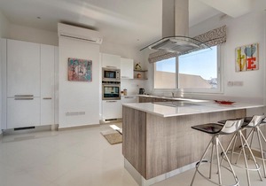 Luxury 2 Bedroom Penthouse in St Julians