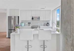 luxury 2 bedrooms with 2 bathroom in Fenway Boston