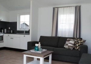 Luxury 6-person chalet on a holiday park in Serooskerke