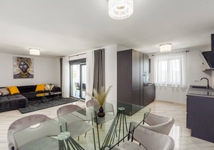 Luxury and comfort four bedrooms Villa Grey Fuskulin near Poreč