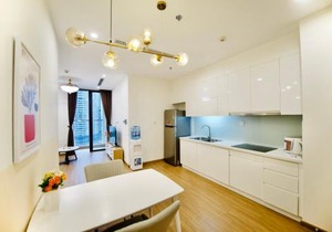 LUXURY APARTMENT VINHOMES SKYLAKE 5min to KEANGNAM