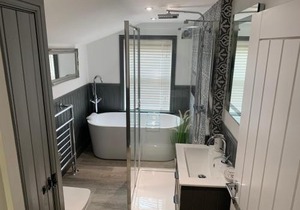 Luxury House, central Stamford with parking