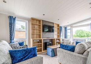Luxury Lodge Hot Tub