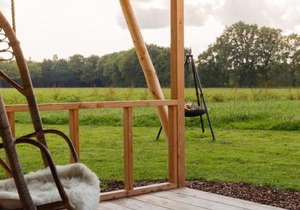 Luxury Lodge in Reesprong with Garden Fire Pit