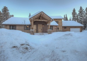 Luxury Log Cabin Home In Private Mountain Setting Just Minutes To Ski & Town