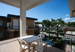 M046 - Marcelli, three-room apartment with terrace 150 meters from the sea