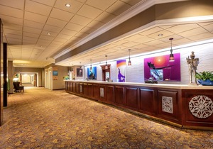 Magical Retreat! 4 Units Close to Disneyland | Free Disney Shuttle + Pool