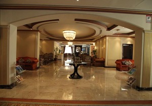 Magnum Hotel & Suites West Bay