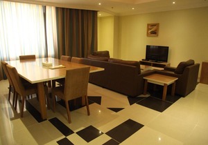 Magnum Hotel & Suites West Bay