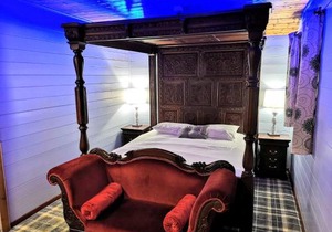 Magpie 5 Hot Tub HuntersMoon-Warminster-Bath-Wiltshire