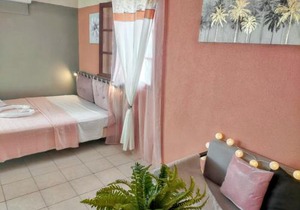 Maison intime à Plessis Nogent avec piscine partagée
