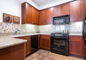 Majestic Mountain Views- 2 private patios- 2 bed/2 bath sleeps 6- 064225