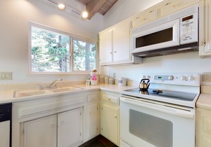 Mammoth Estates 203 Pet-friendly Large Mountain Condo with Wood Burning Fireplace by RedAwning